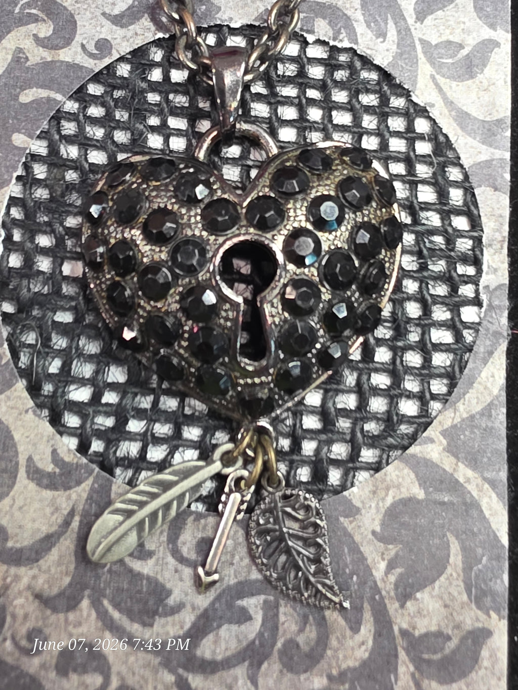 Heart Lock Key & Leaf Charm Pendant Necklace Black Gems Adjustable