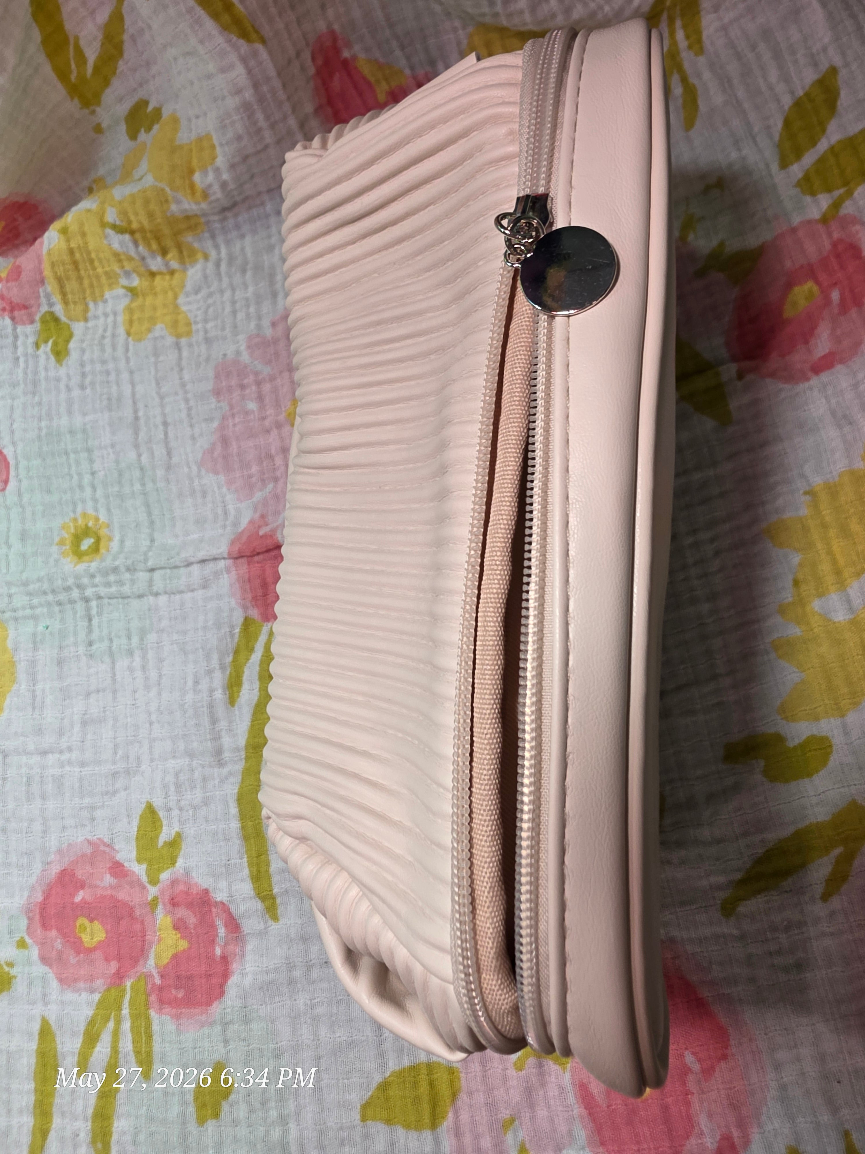 HIKOO Pink Makeup Case Travel Organizer w/ Zipper Handle Faux Leather Polyester