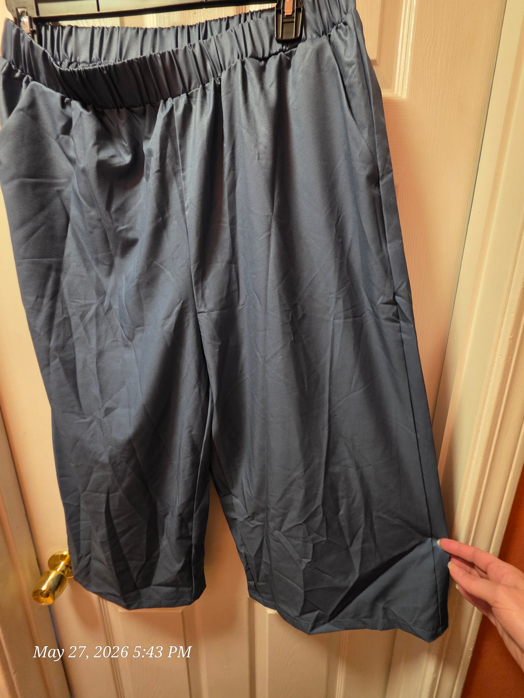 Emery Rose Women's Blue Solid Rayon Capri Pants Elastic Waist, Plus 1XL